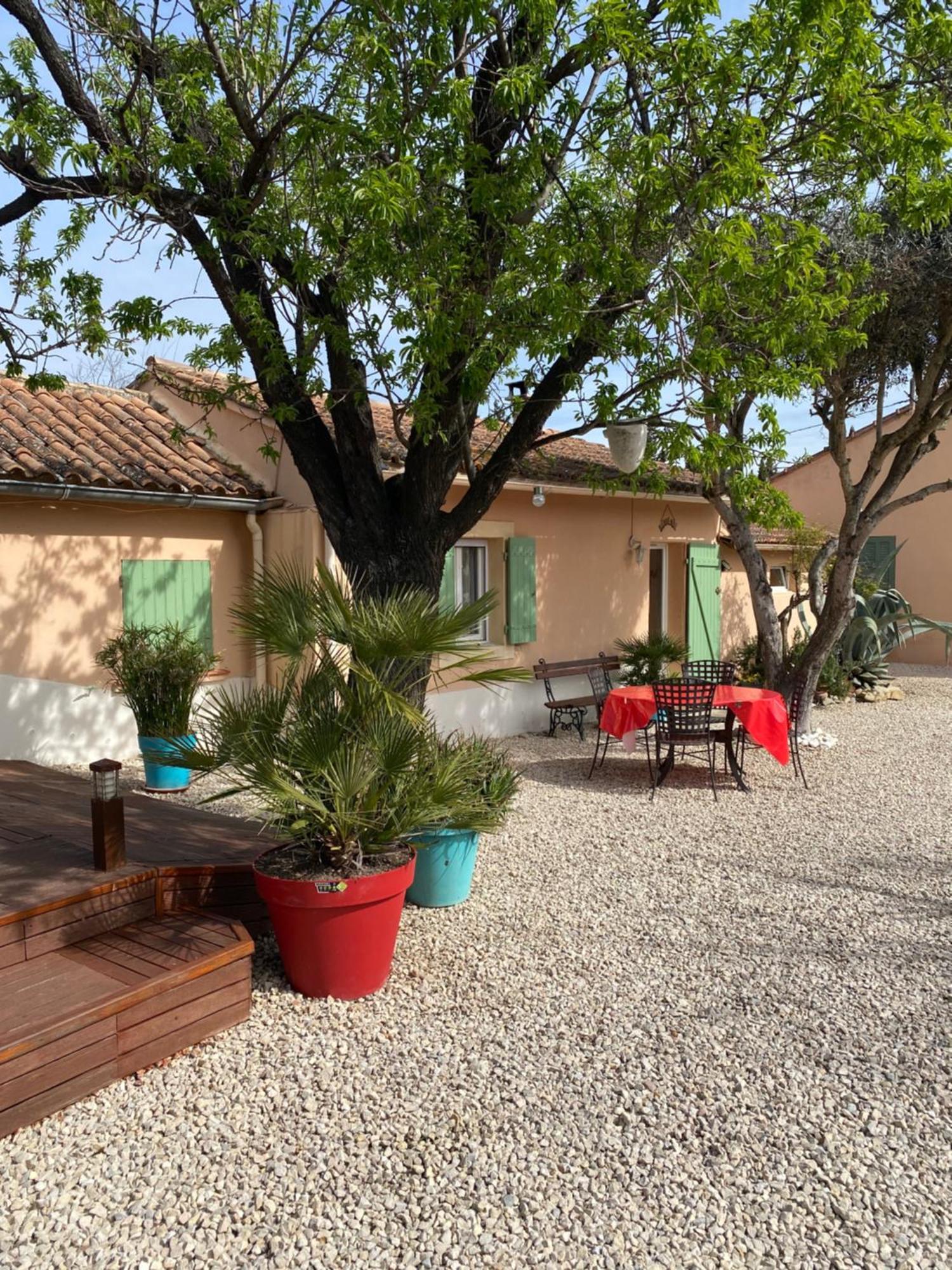 Gite 135 C Sarrians Exterior foto